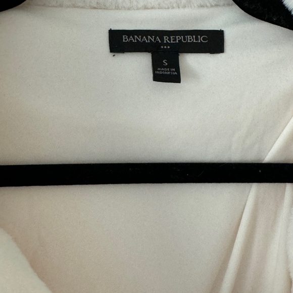 Faux Fur Jacket - Picture 3 of 4